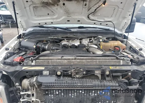 2010 Ford F350 Super Duty из США, поврежденный, VIN 1FDWF3HR6AEA41648